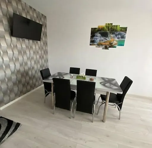 Happy Apartment 1